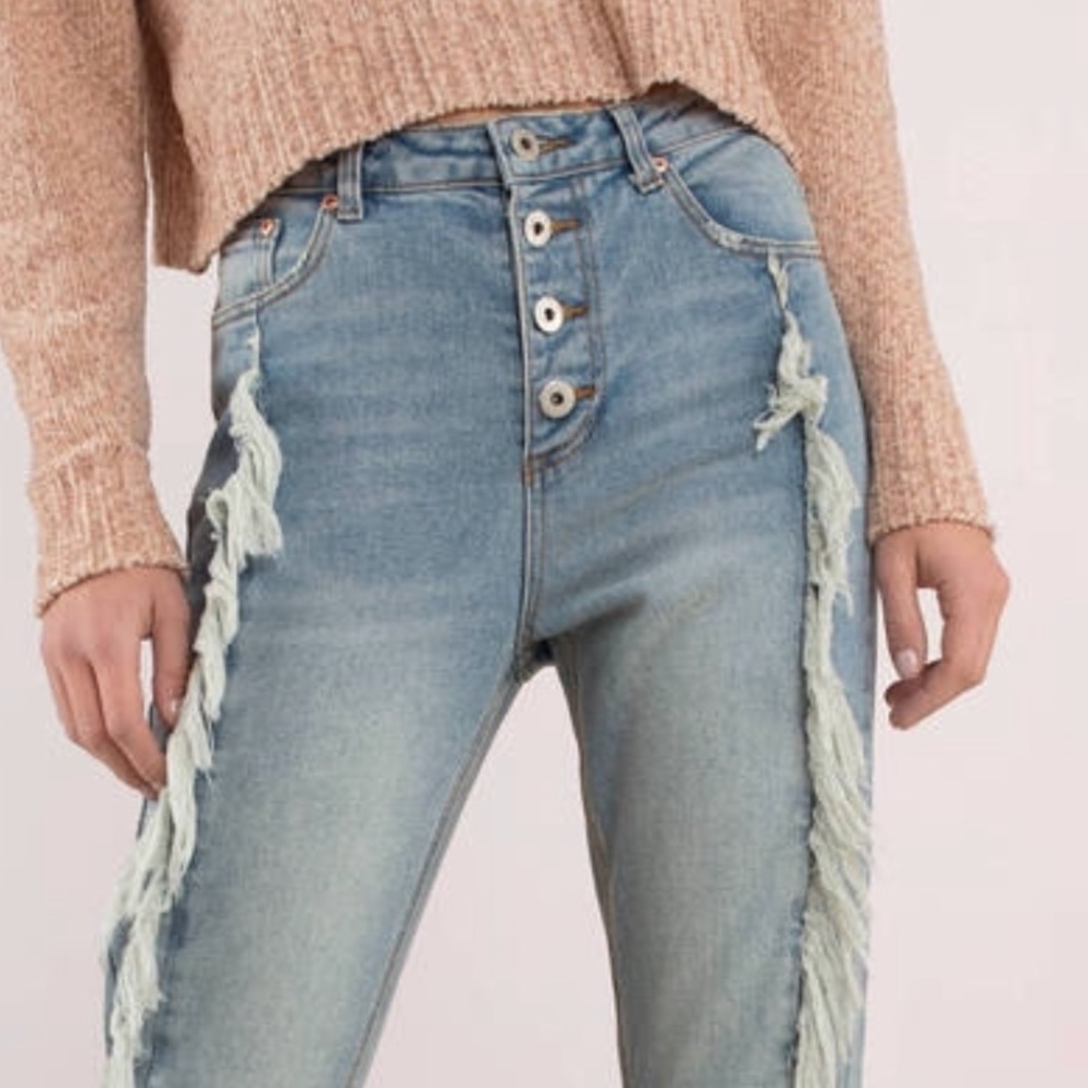 LAST CHANCE✨ Frayed High Waist Denim Fringe Jeans - Picture 2 of 4